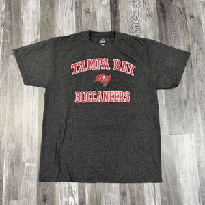 Size Large - NFL Majestic Tampa Bay Buccaneers Y2K Men's T-shirt "Gray"